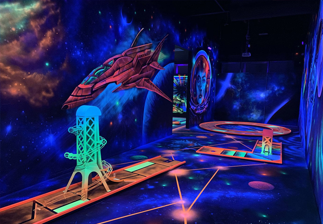 3d-blacklight-minigolf-dubai-images-4