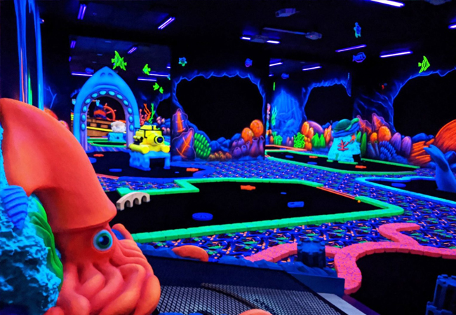 3d-blacklight-minigolf-dubai-images-9